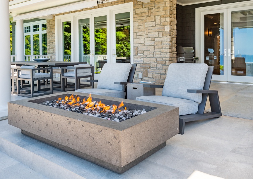 Firepit and Back Patio